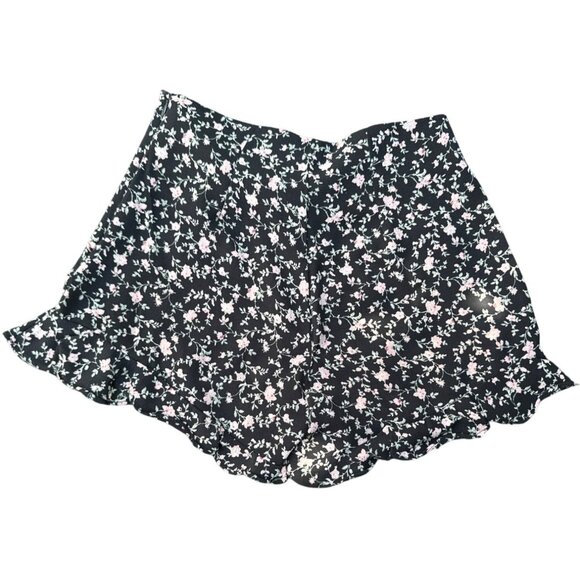 L.A. Hearts XS Black Floral Ruffle Hem Shorts With Side Zipper Closure - Picture 2 of 7